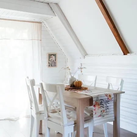 Erdoaljan Haziko 펜션 Sukoró